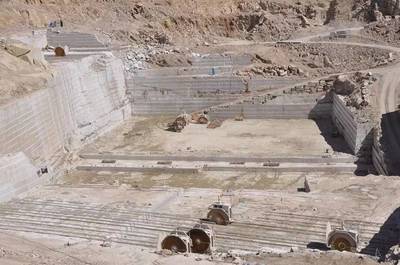 真抓實干、勇奪第一——張峰赴黃羊山花崗巖礦區開展石材石料調研工作