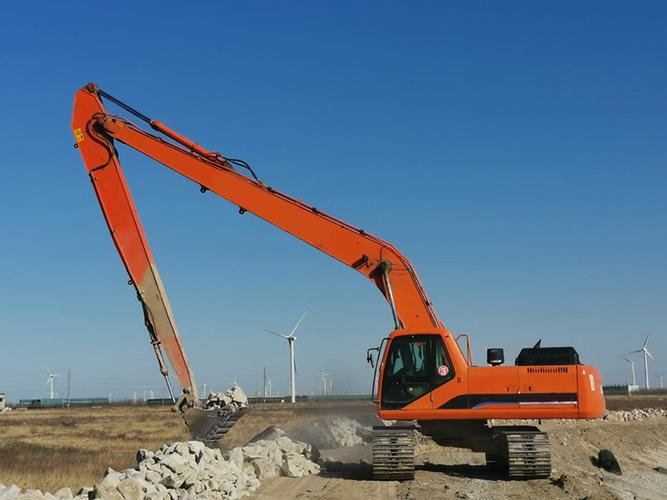 來延永,公司經營范圍包括:各類工程建設活動;建筑勞務分包